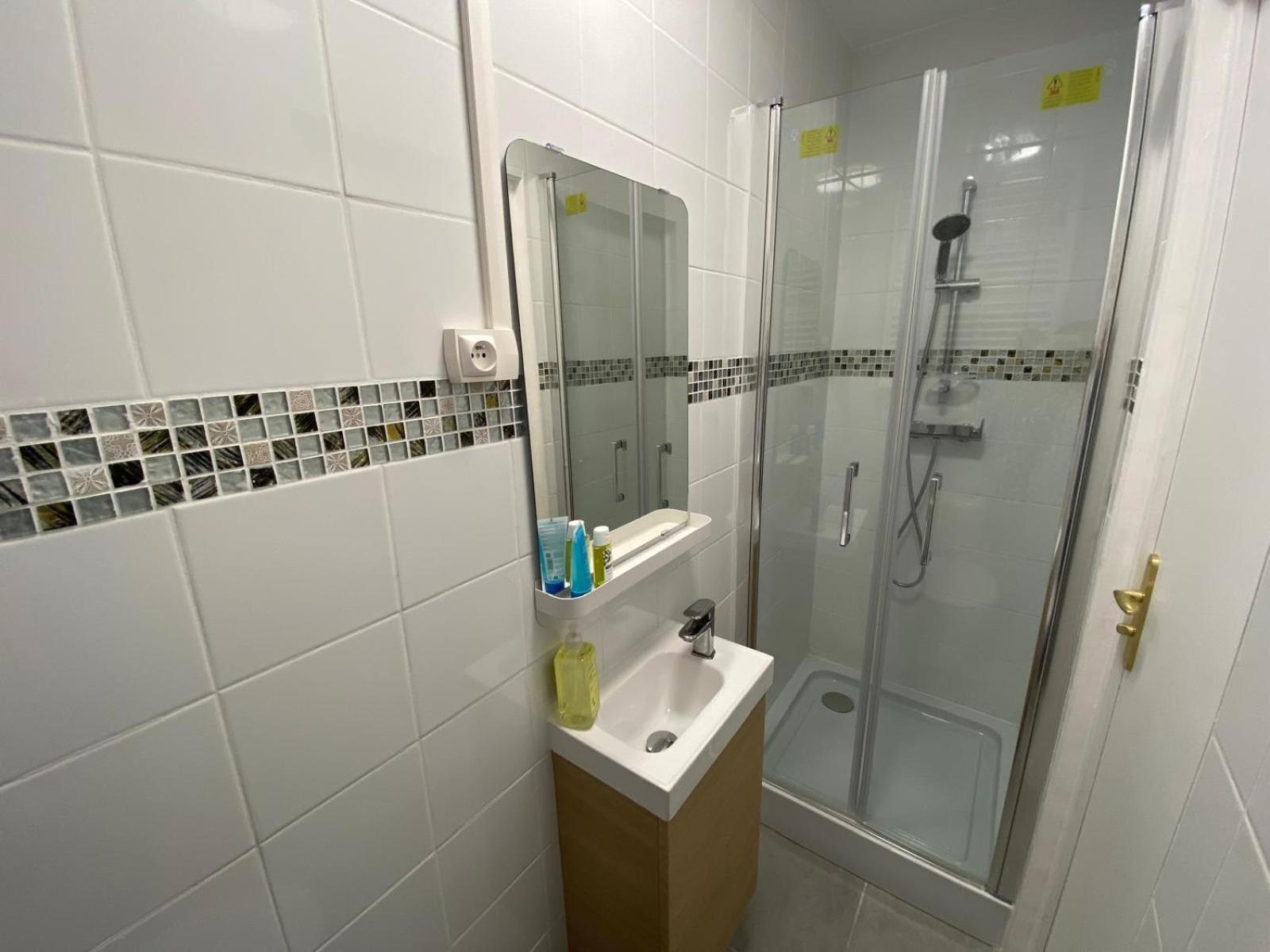 Hotel Chambre Tout Confort Limay Exterior foto